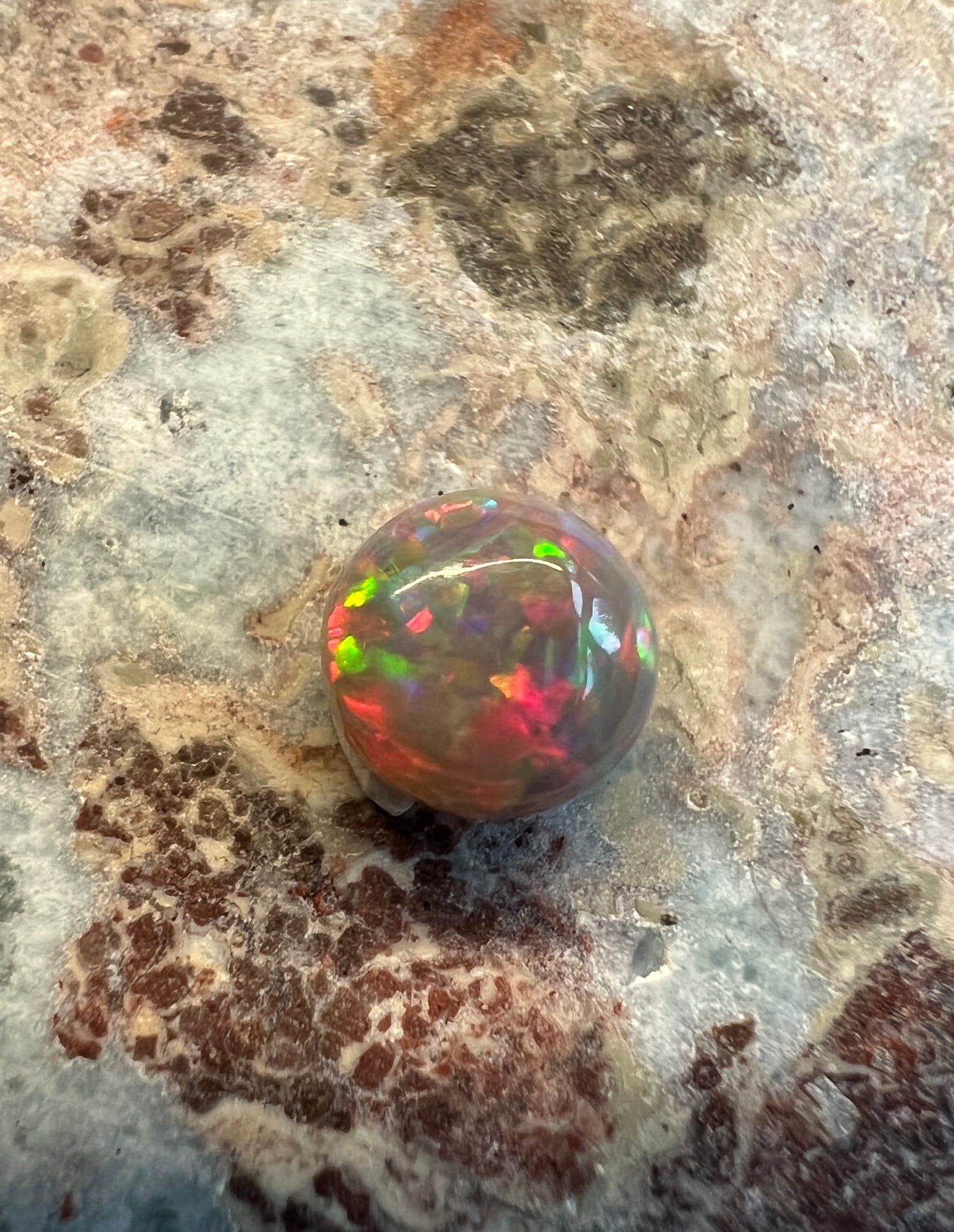 0.6 ct Crystal Opal