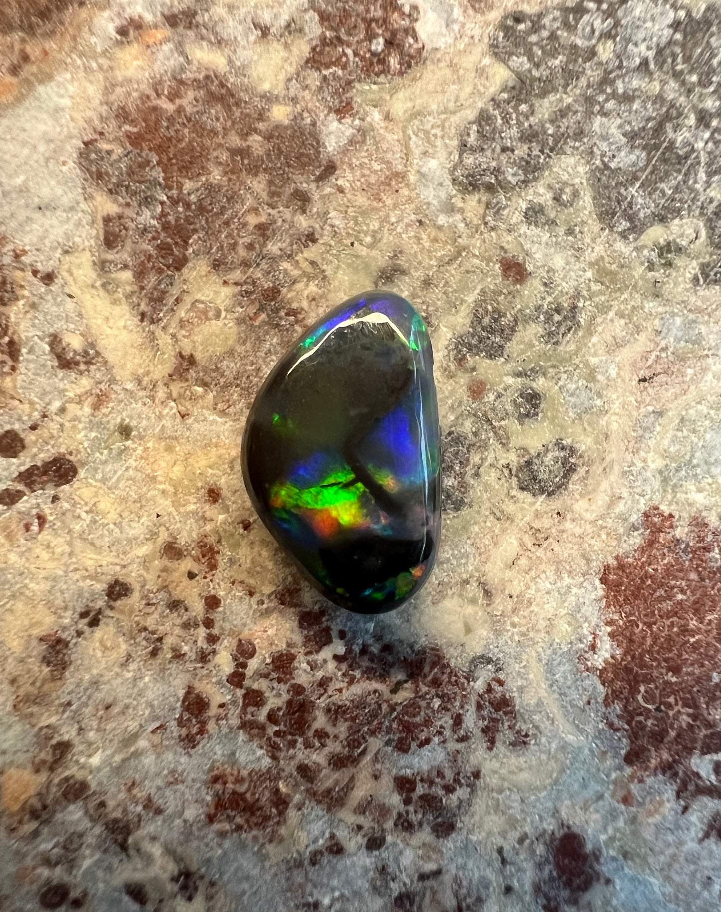 0.52 ct Black Opal