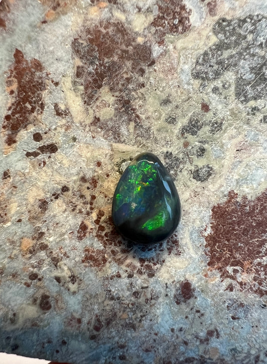 0.68 ct Black Opal