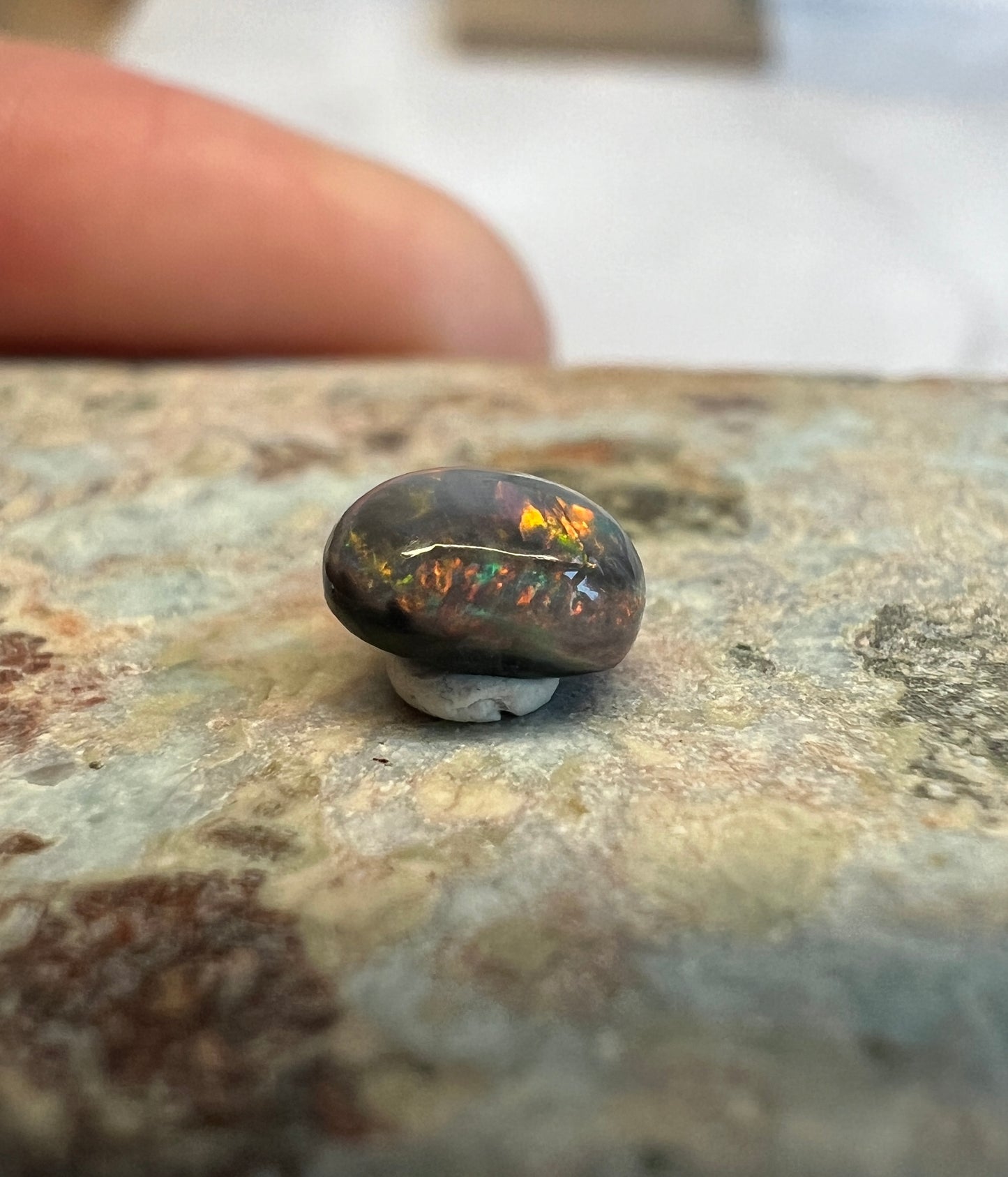 0.6 ct Black Opal