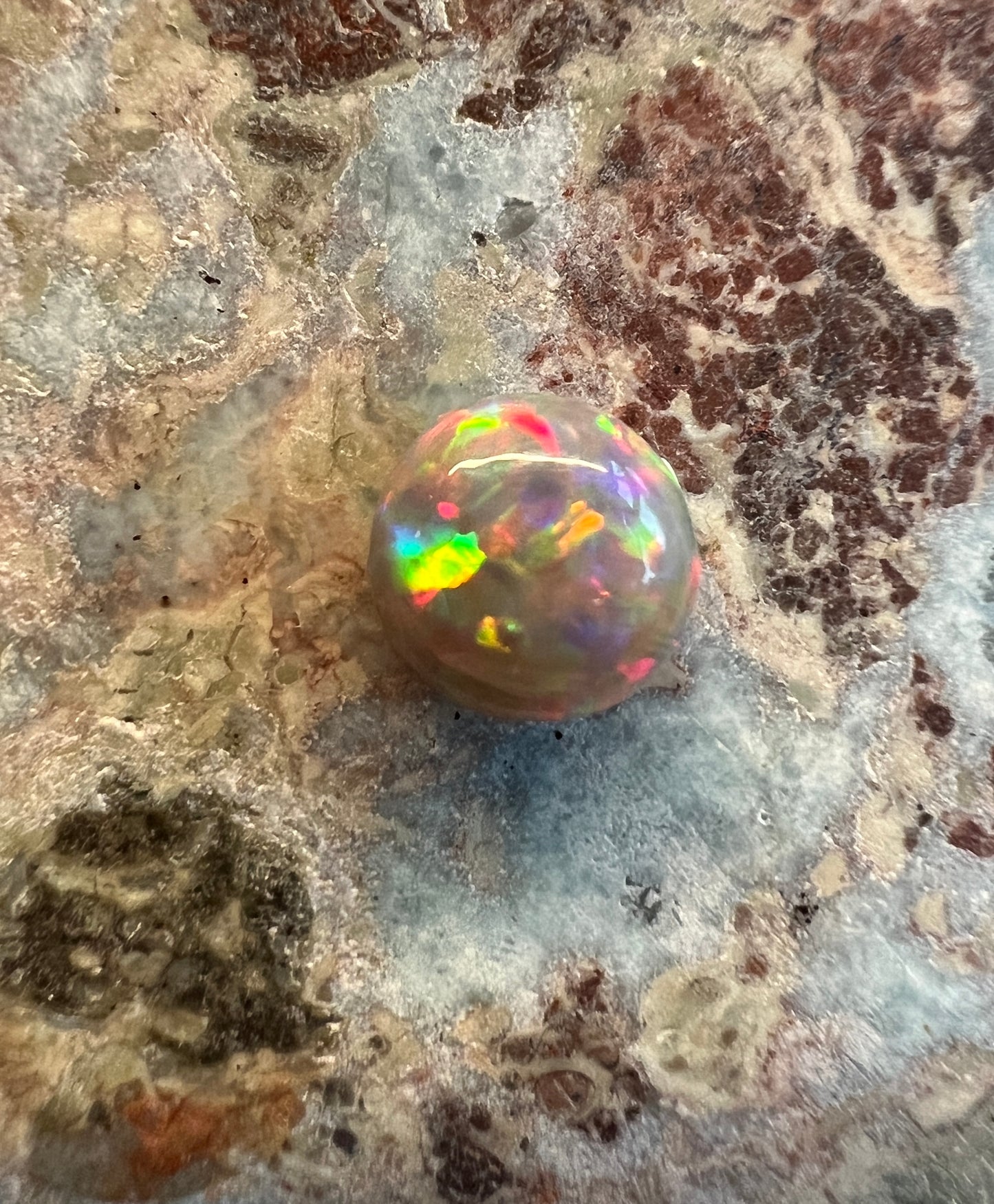0.6 ct Crystal Opal