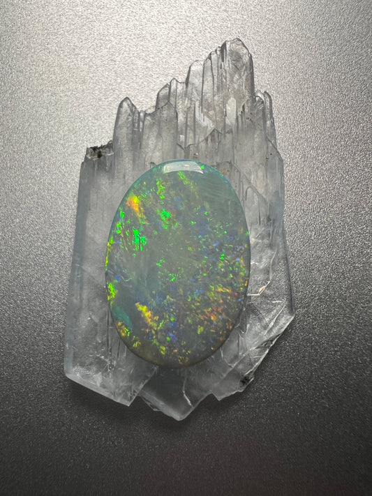 5.78 ct Light Opal