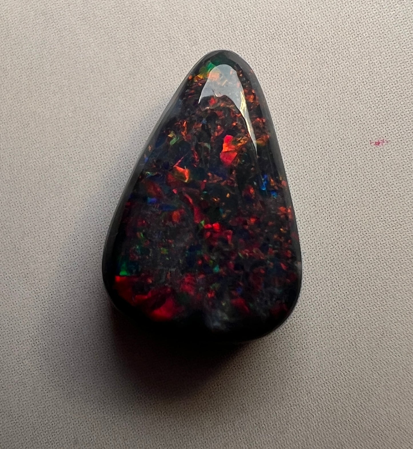 3.3 ct Black Opal