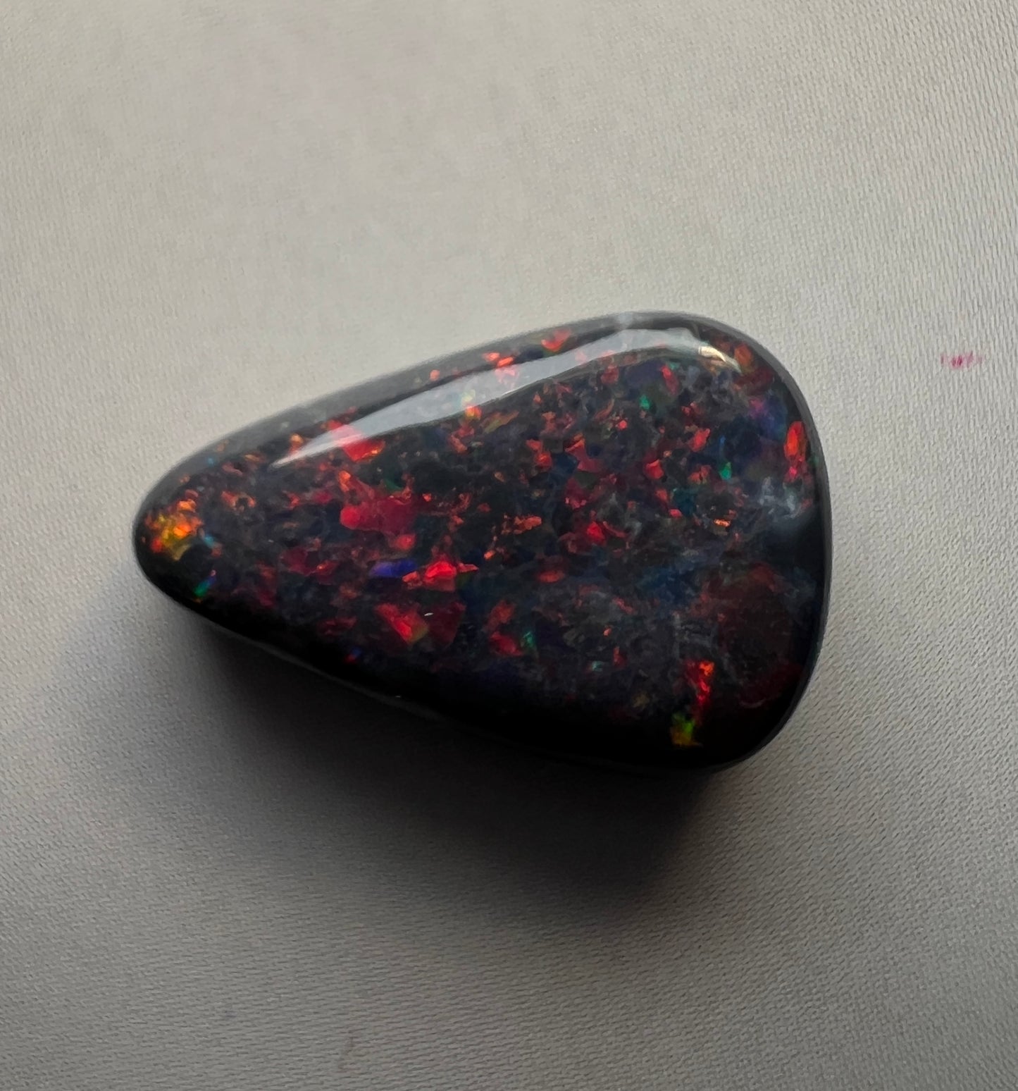 3.3 ct Black Opal