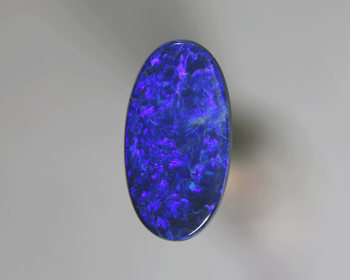 Dark Opal from Lightning Ridge - 3.3ct