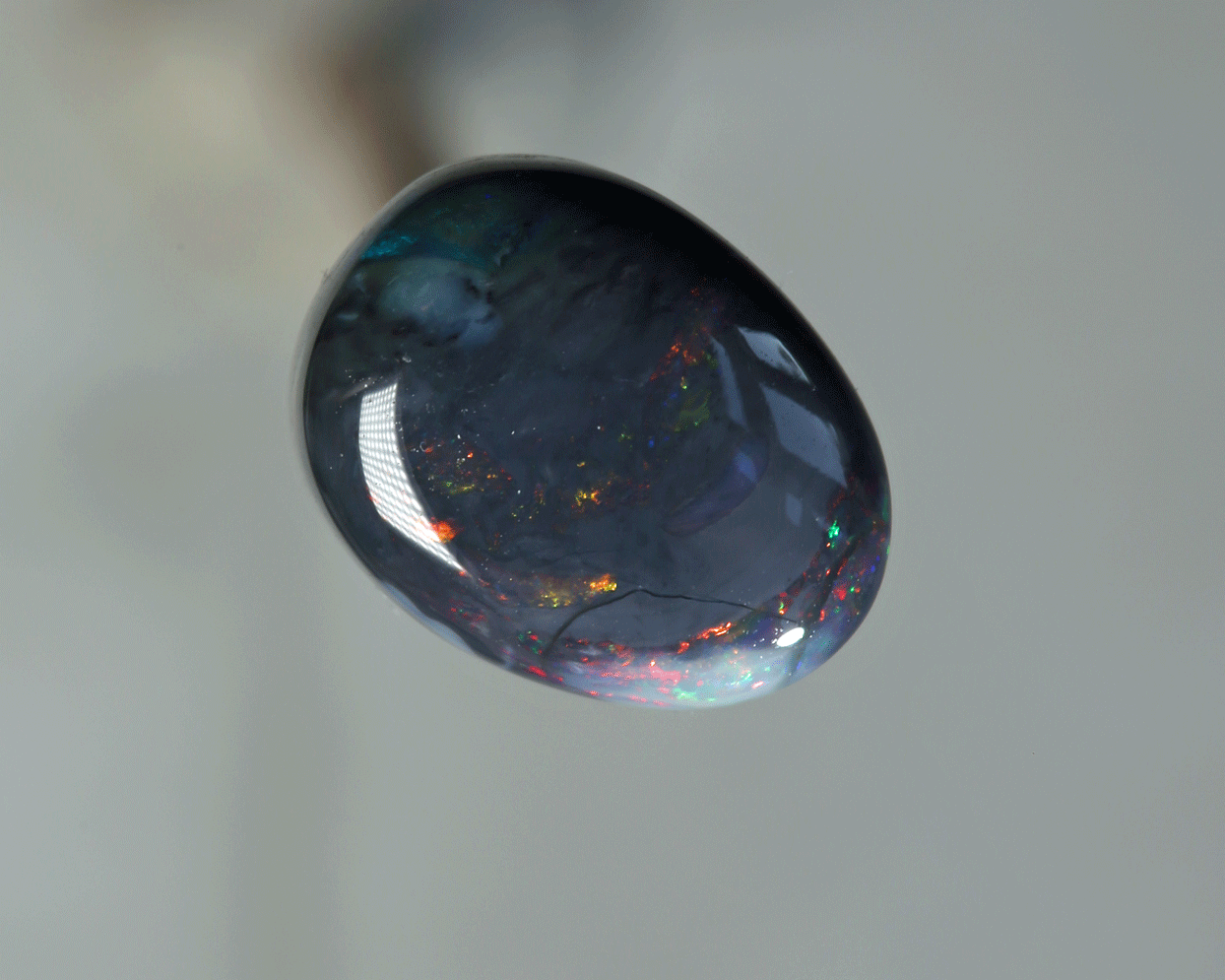 4.9 ct Black Opal